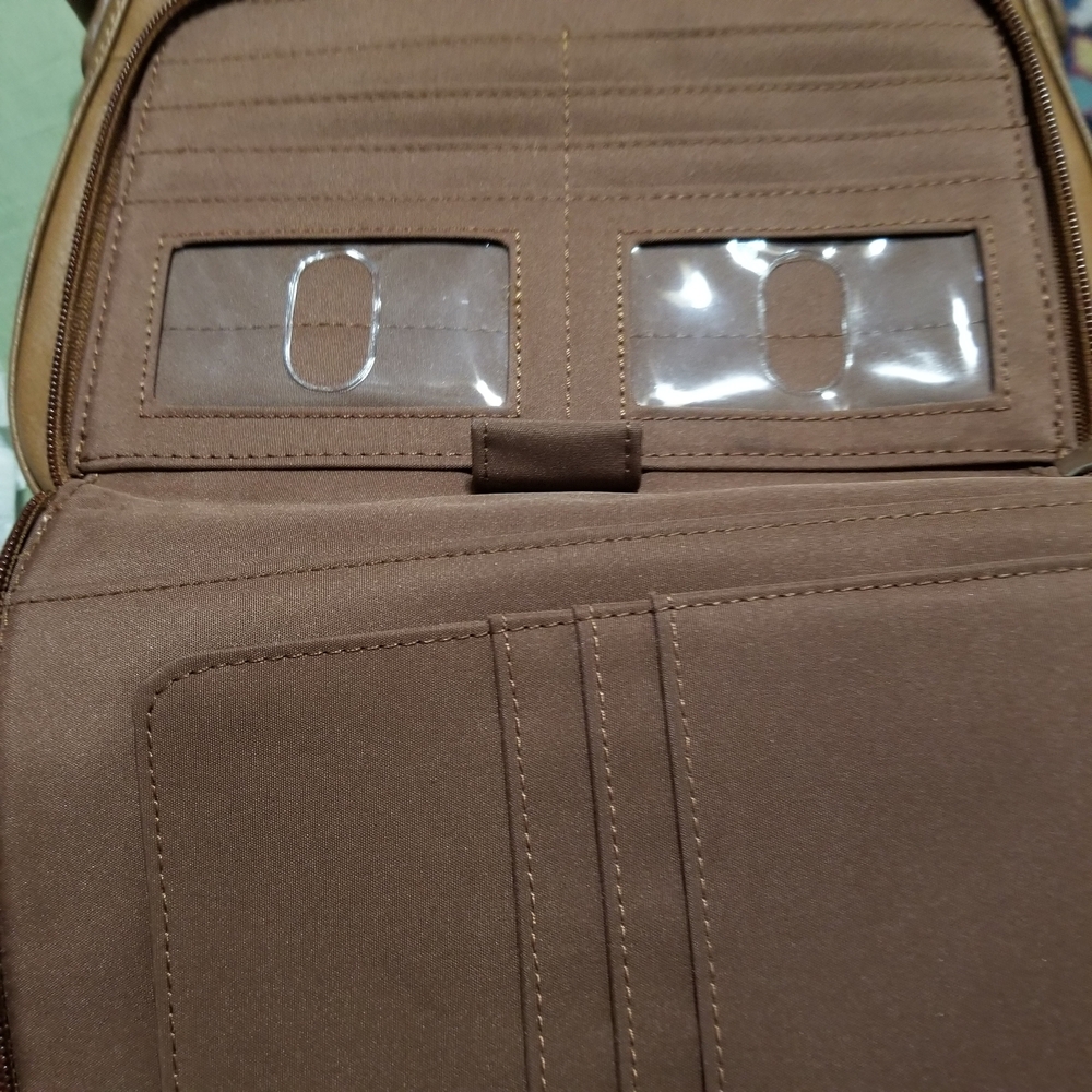 NEW! Fossil Tan Leather Shoulder Bag NWT PRICE FIRM - Picture 7 of 8